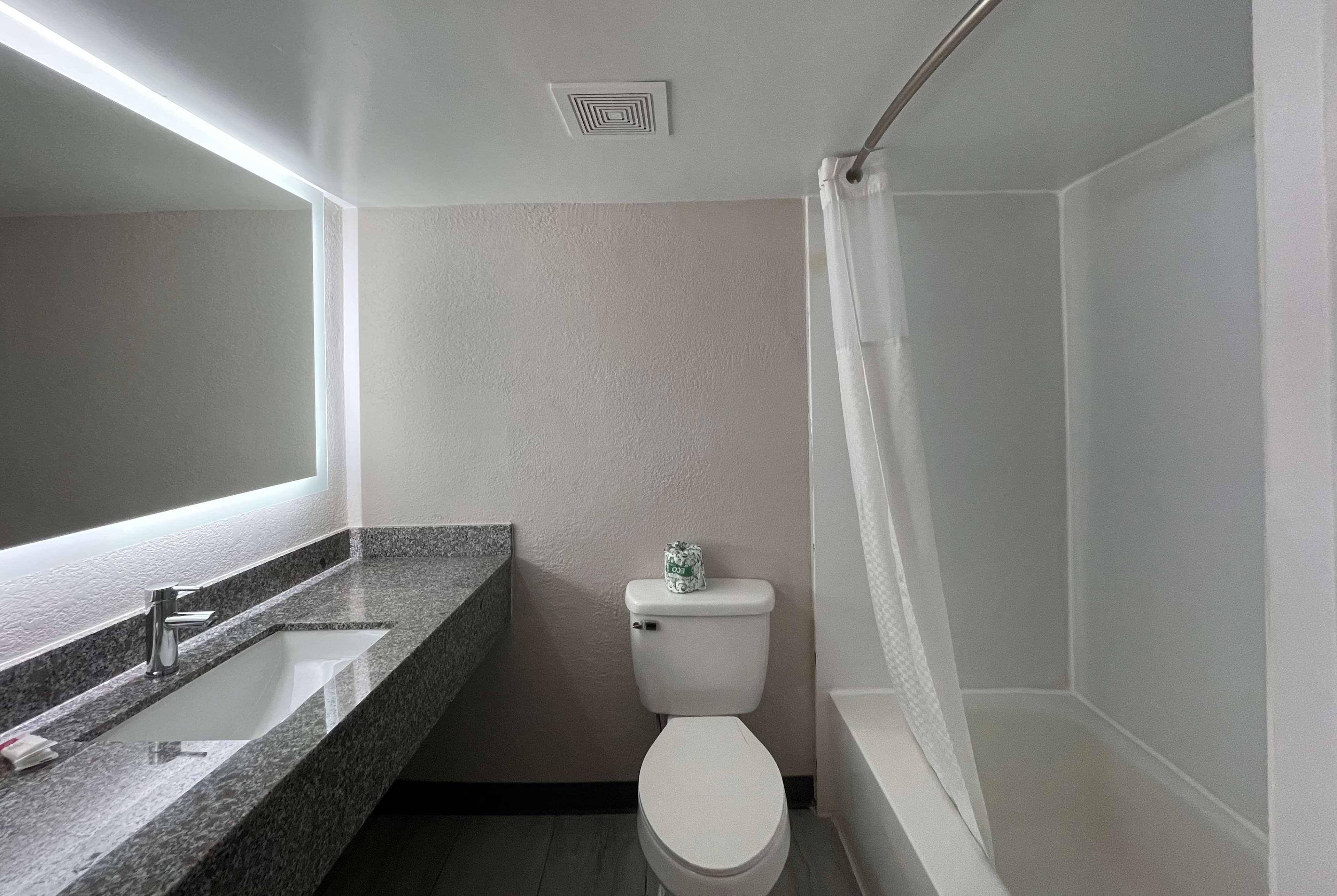 Days Inn And Suites By Wyndham Port Huron Εξωτερικό φωτογραφία
