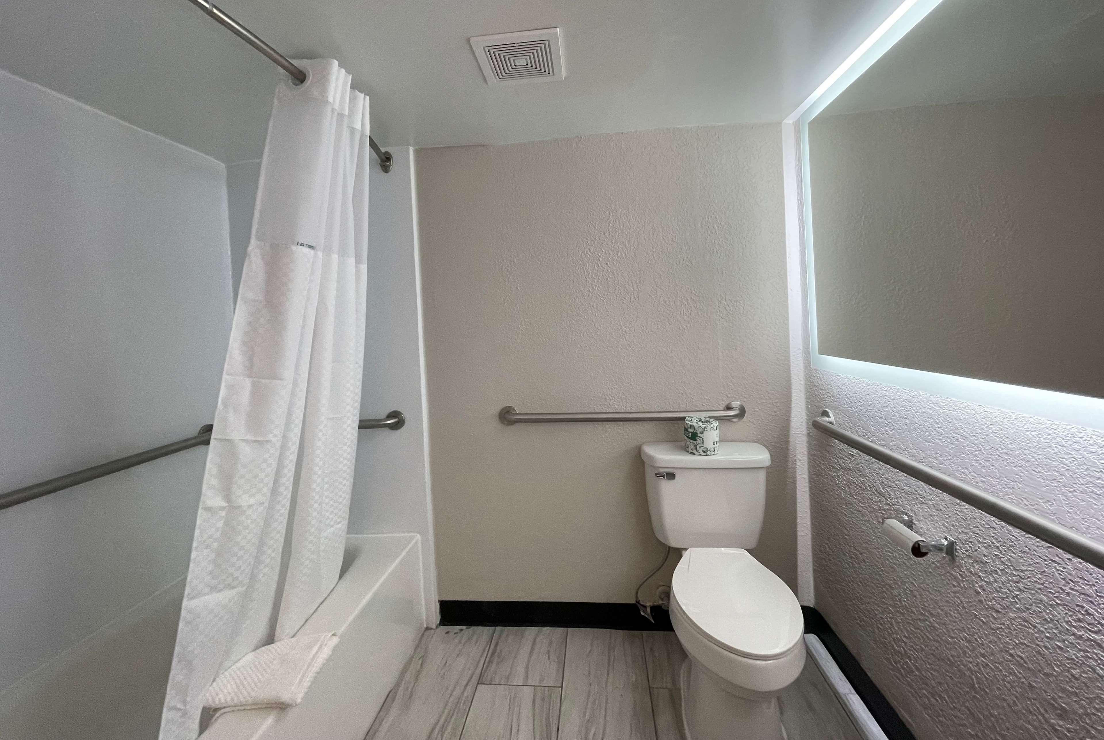 Days Inn And Suites By Wyndham Port Huron Εξωτερικό φωτογραφία