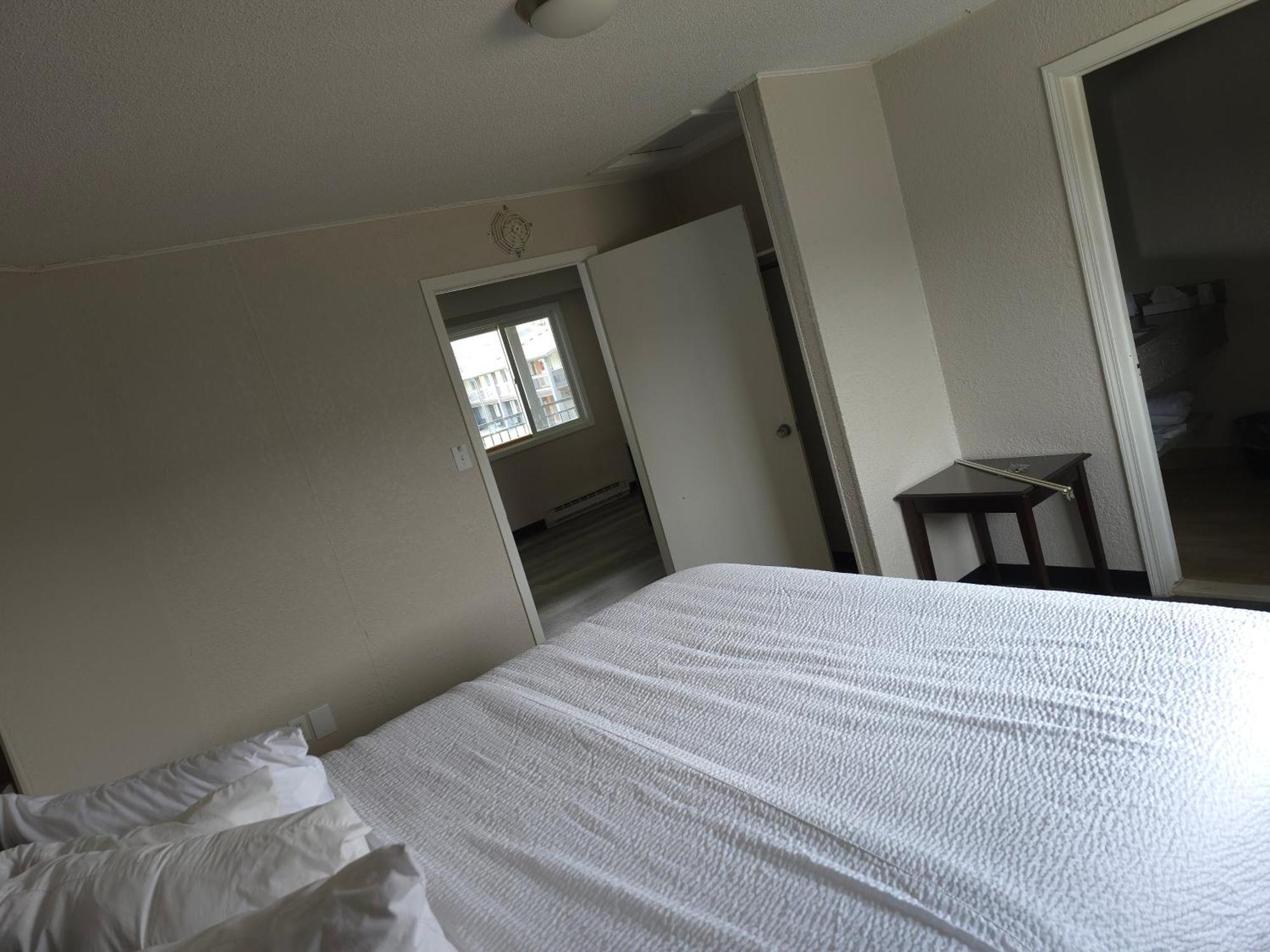 Days Inn And Suites By Wyndham Port Huron Εξωτερικό φωτογραφία